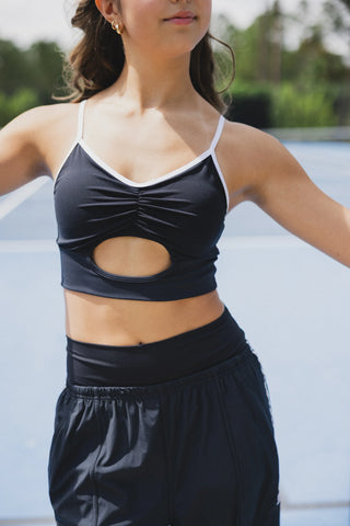 KEYHOLE ADULT CROP TOP- BLACK