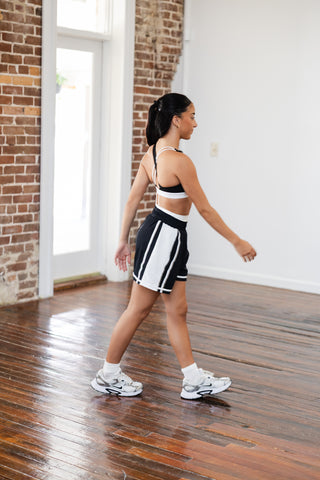 EMPOWER ADULT SHORT-BLACK