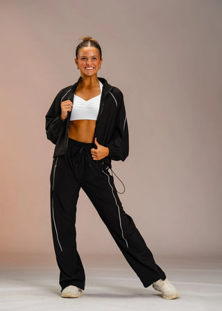 ULTIMATE JOGGER