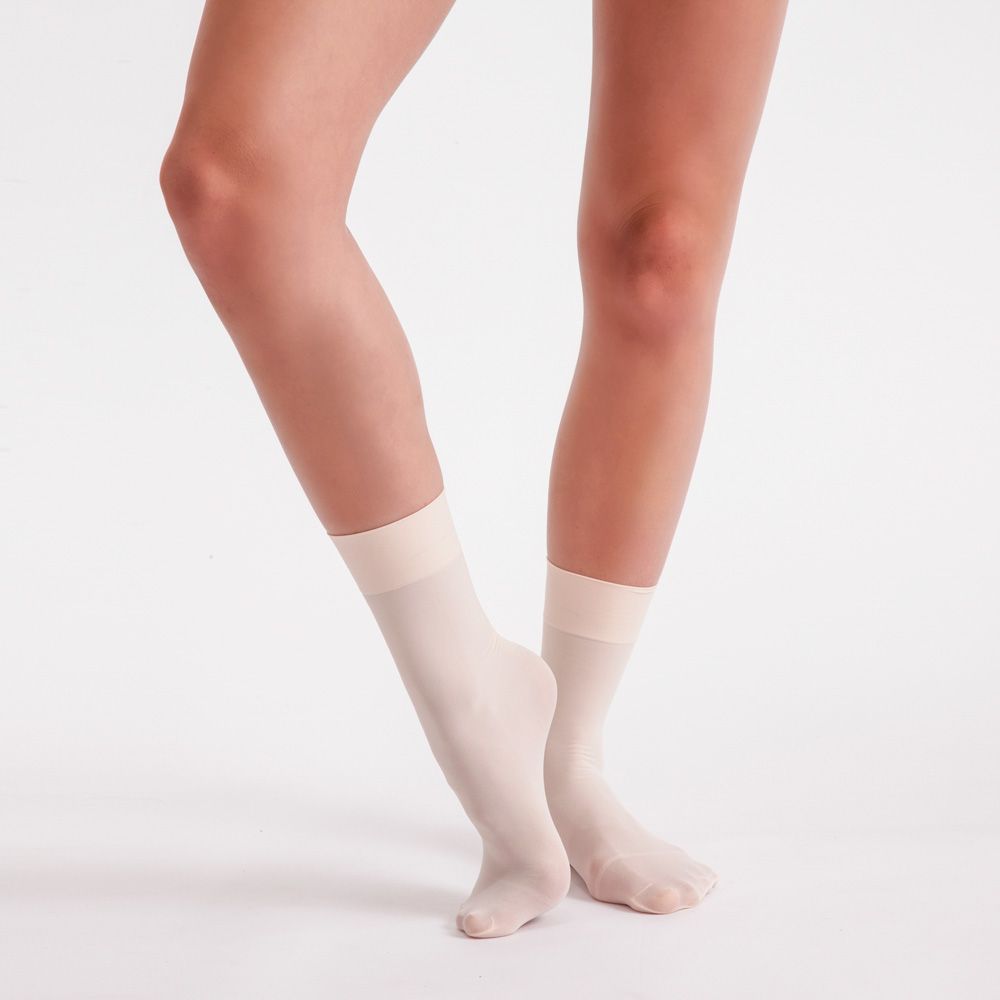 Silky Dance Essentials Ballet Socks – LA Dance Designs