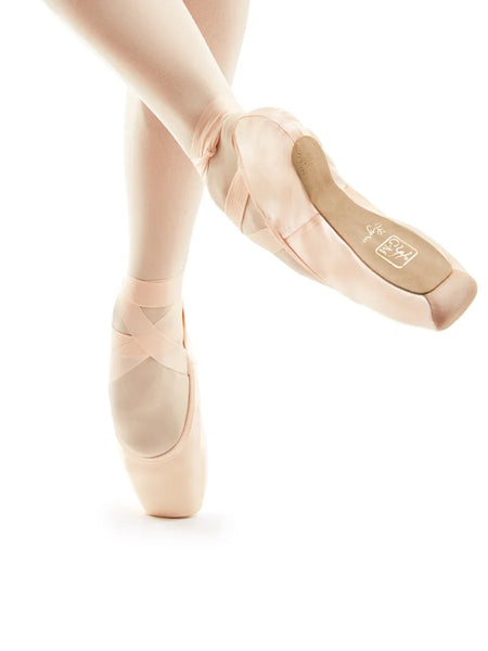 Gaynor Minden トゥシューズ CL-8.5M3PDH Gaynor Minden Lyra Classic Fit Pointe Shoe – LA Dance Designs