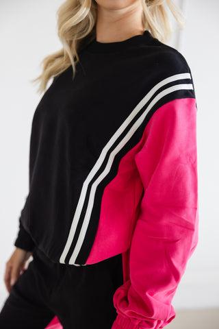 CHAMP CHILD PULLOVER- BLACK/HOT PINK